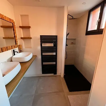 Uvea Villa Saint Aygulf